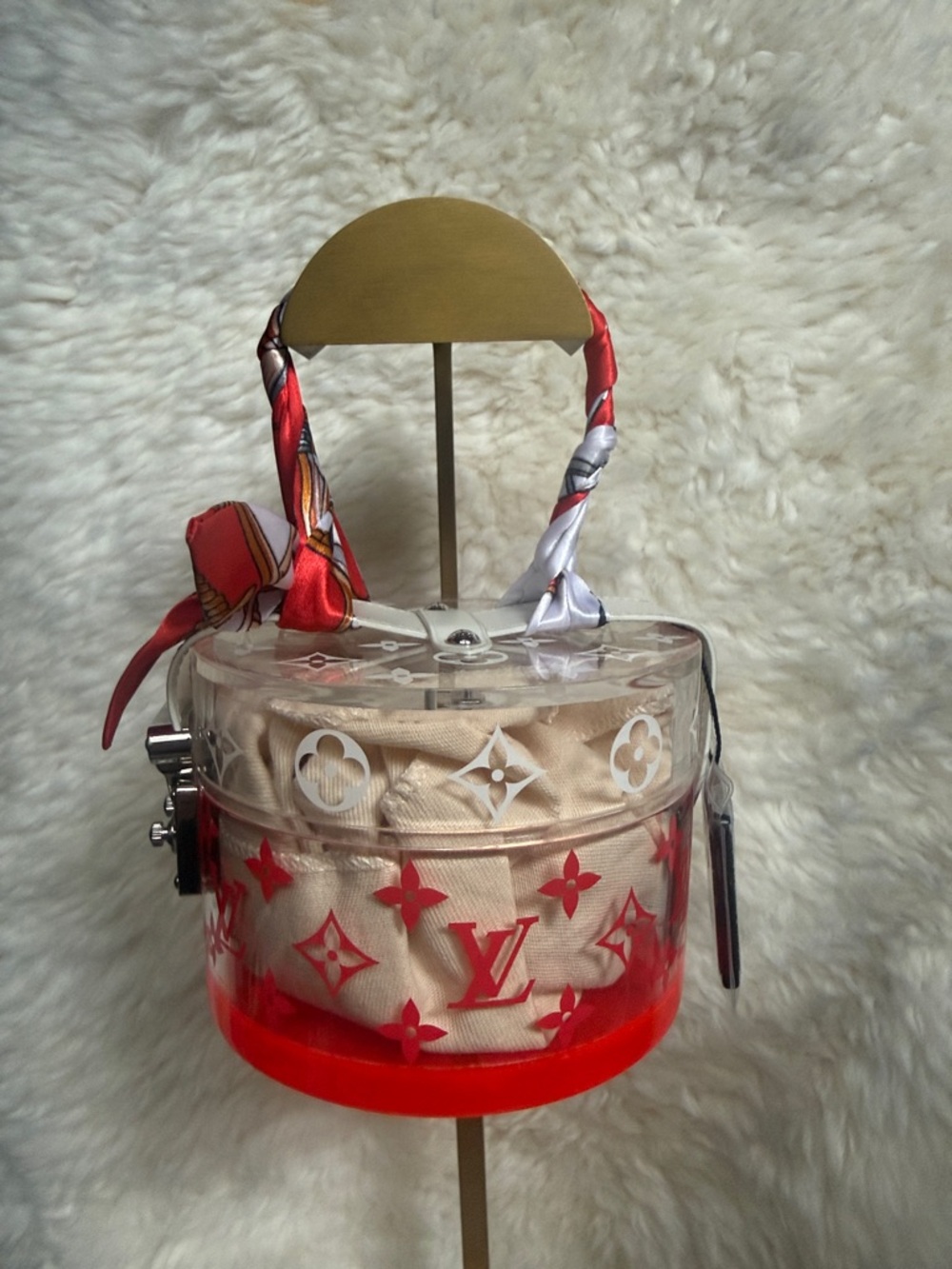 Louis Vuitton Clear Monogram Scott Case and Silk Scarf - White and Neon Red - Picture 2 of 9